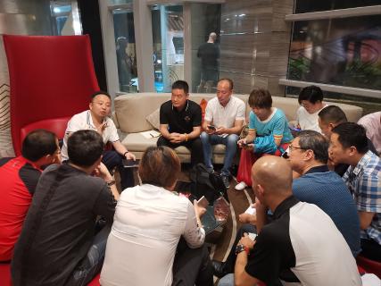 让中国企业家更有眼界——欧陆娱乐创始人李厚德率领企业家学员游学越南站
