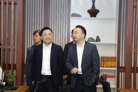 明光市市委书记被欧陆娱乐企业文化深深感动 | 深入沟通合作空间广阔