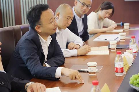 明光市市委书记被欧陆娱乐企业文化深深感动 | 深入沟通合作空间广阔