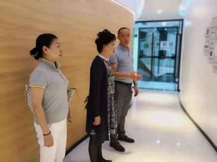 赣江南昌经开区领导受邀访问欧陆娱乐加速器，为优质项目落地南昌创造新机遇